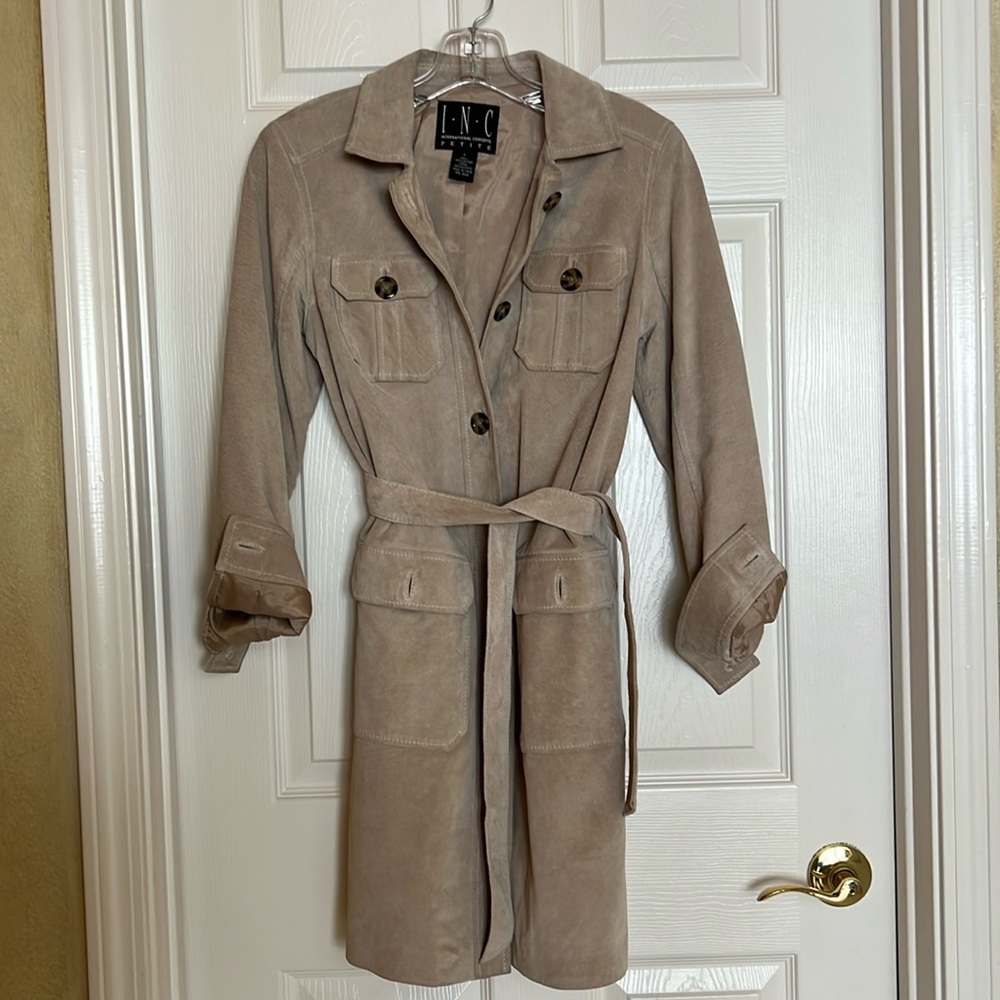 Y2K I•N•C petite tan suede trench.